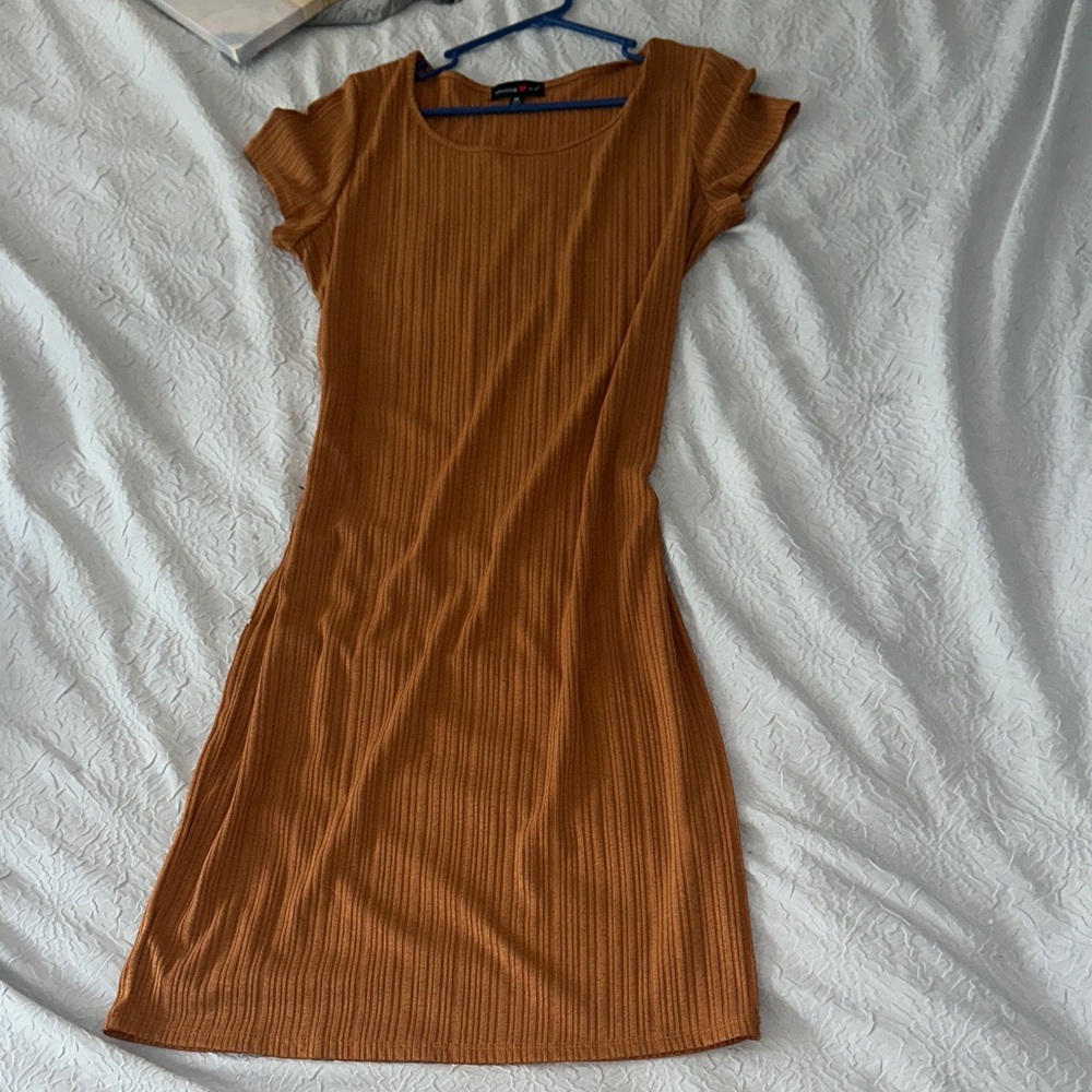 Ribbed Short Sleeve Mini Dress - Rust